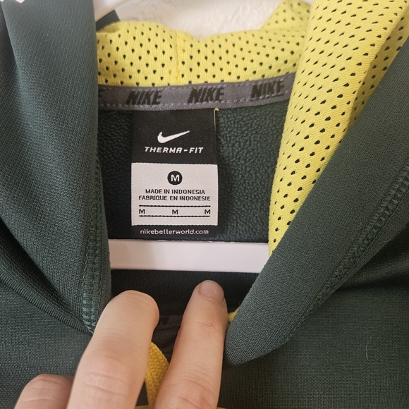 Oregon‎ Ducks Nike Hoodie Mens Therma Fit Size Medium Green Yelllow Sweatshirt - Picture 3 of 9
